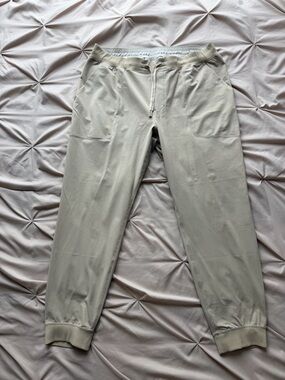 Lululemon Men’s ABC Joggers